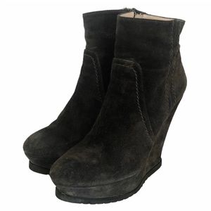 Pura Lopez wedge suede bootie